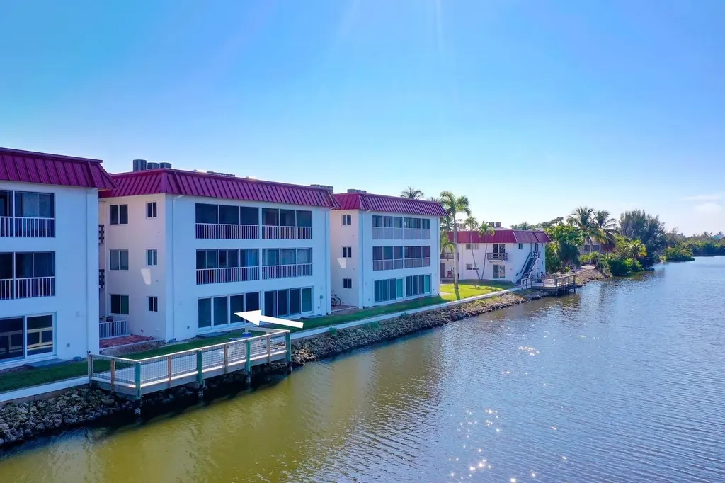 1610 Middle Gulf Drive Sanibel FL 33957