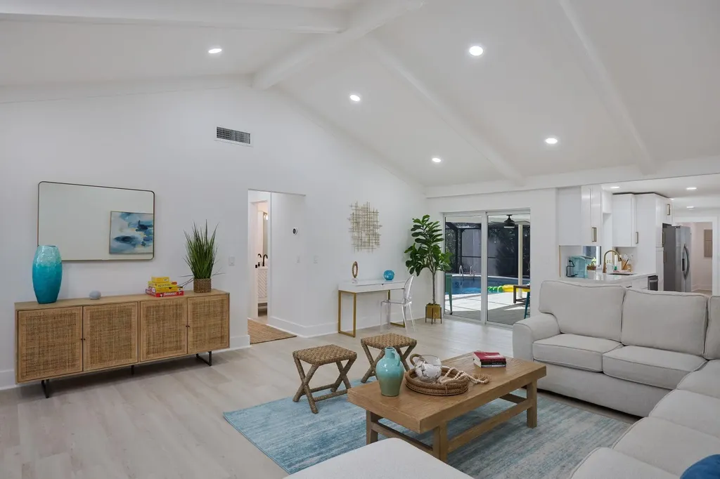 1224 Kittiwake Circle Sanibel FL 33957