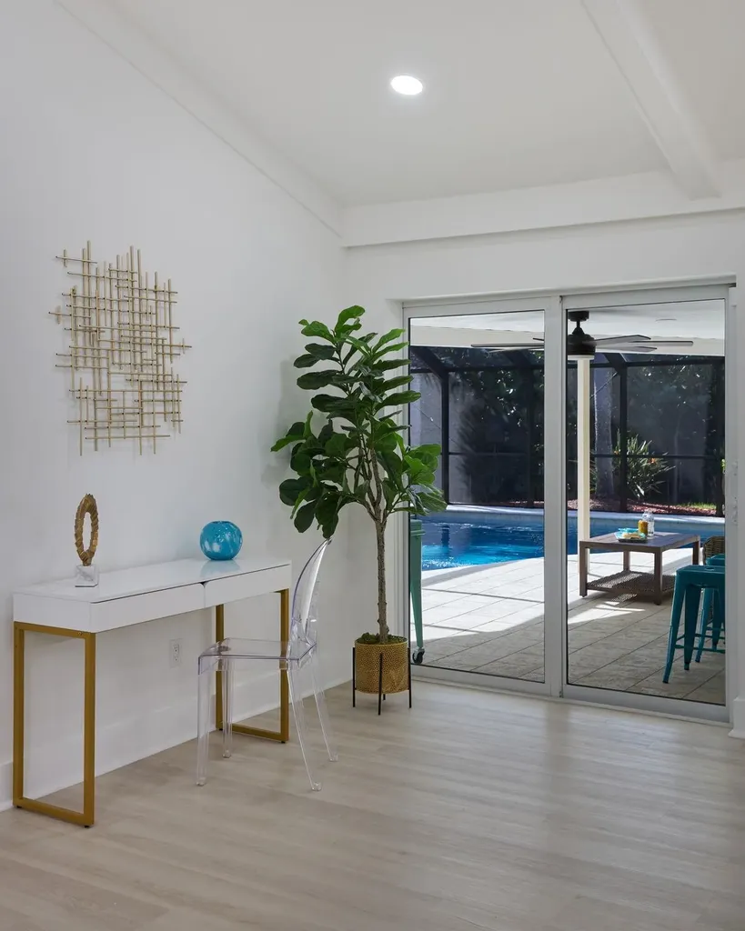 1224 Kittiwake Circle Sanibel FL 33957