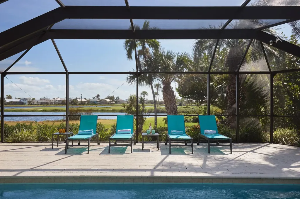 1224 Kittiwake Circle Sanibel FL 33957