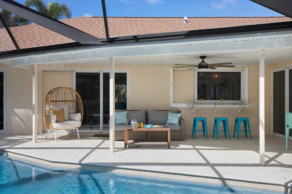 1224 Kittiwake Circle Sanibel FL 33957