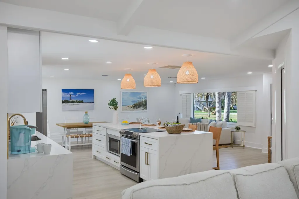 1224 Kittiwake Circle Sanibel FL 33957