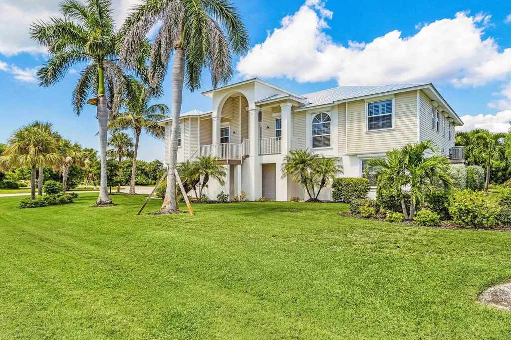 3351 Barra Circle Sanibel FL 33957