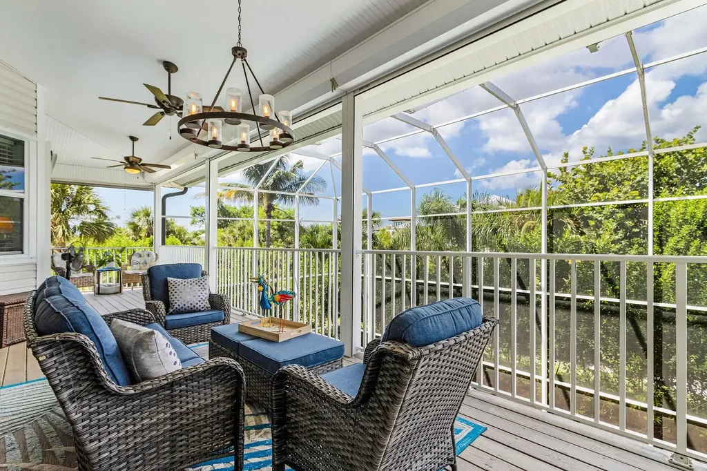 3351 Barra Circle Sanibel FL 33957