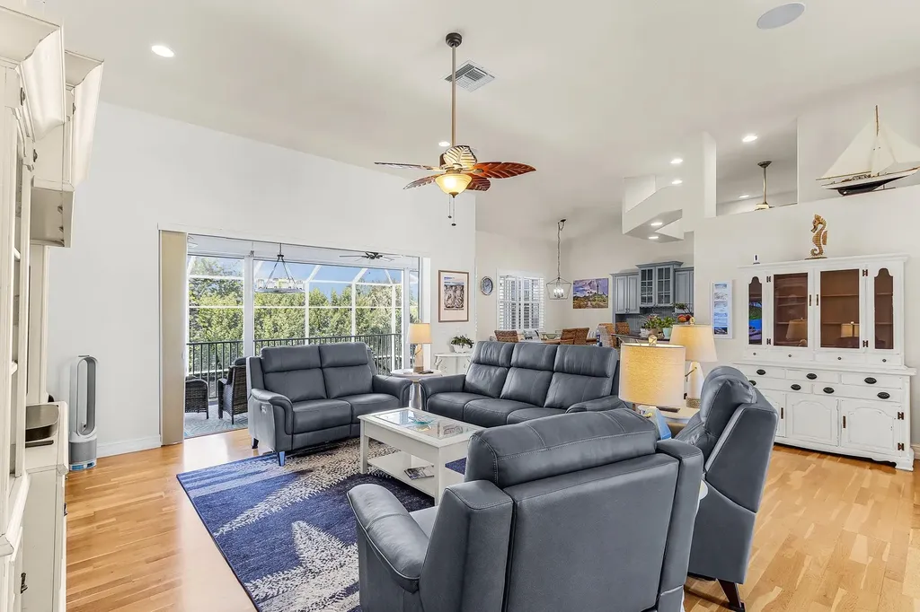 3351 Barra Circle Sanibel FL 33957