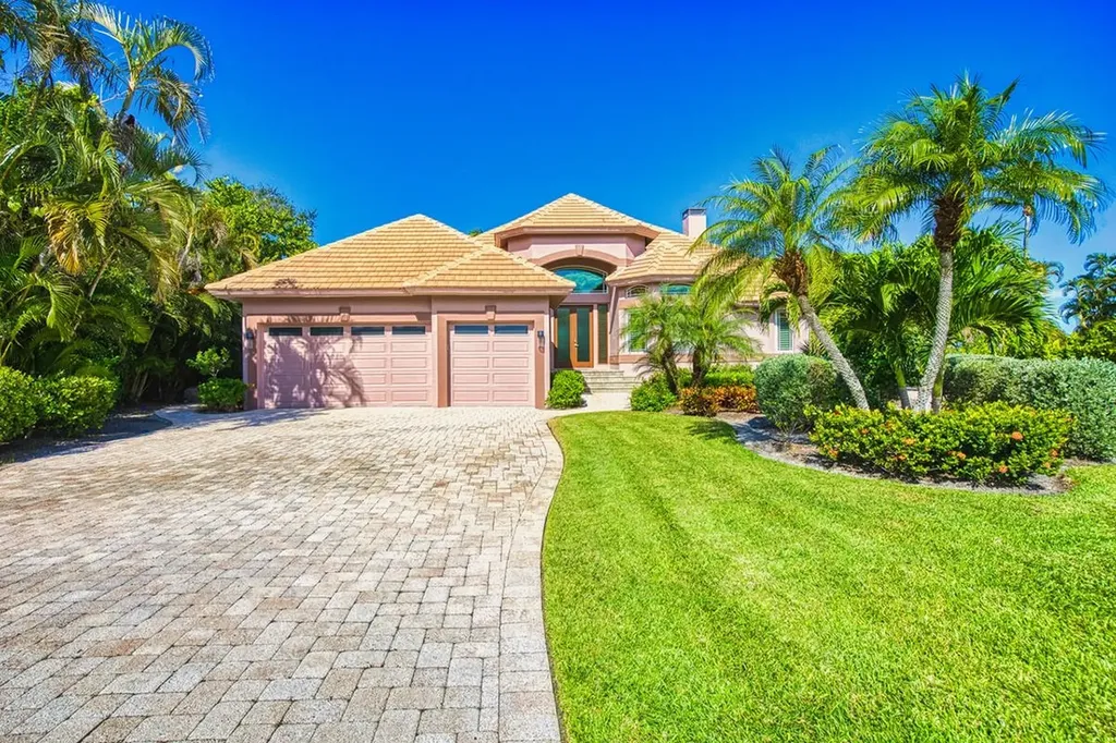1255 Sand Castle Road Sanibel FL 33957