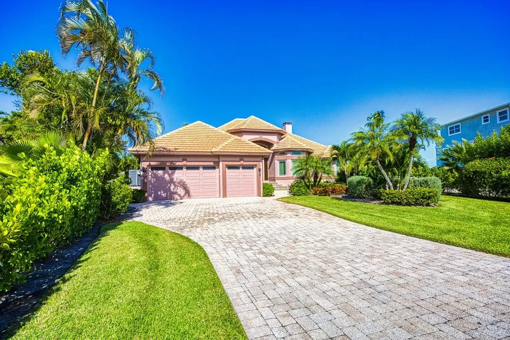 1255 Sand Castle Road Sanibel FL 33957