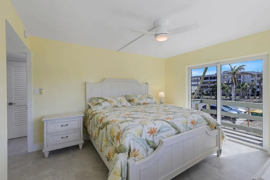 1610 Middle Gulf Drive Sanibel FL 33957