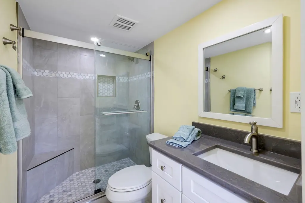 1610 Middle Gulf Drive Sanibel FL 33957