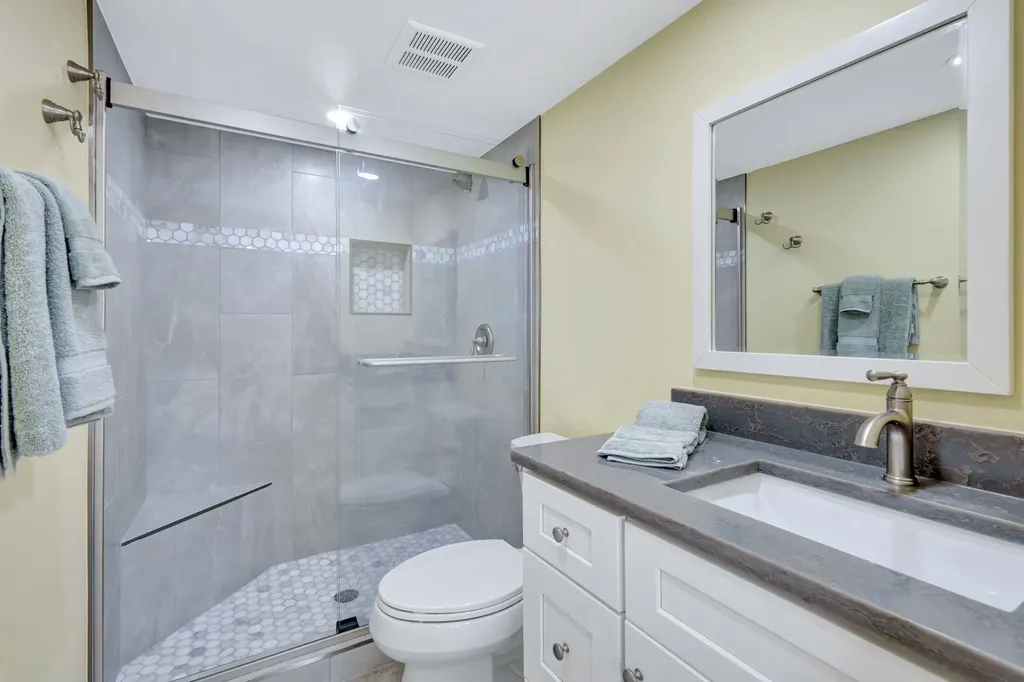 1610 Middle Gulf Drive Sanibel FL 33957