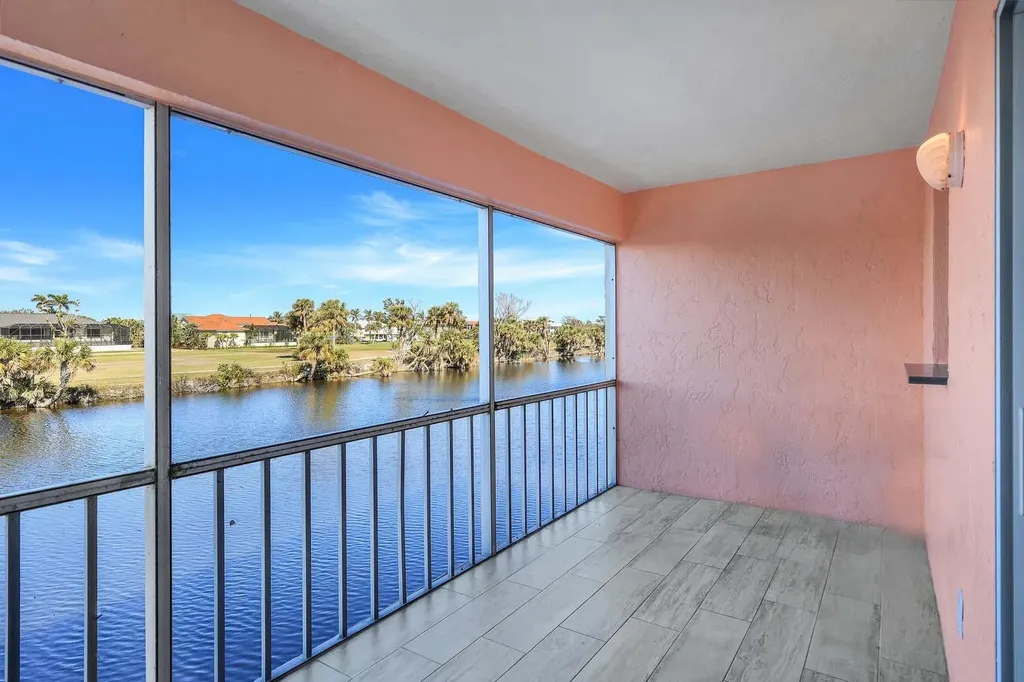 1610 Middle Gulf Drive Sanibel FL 33957