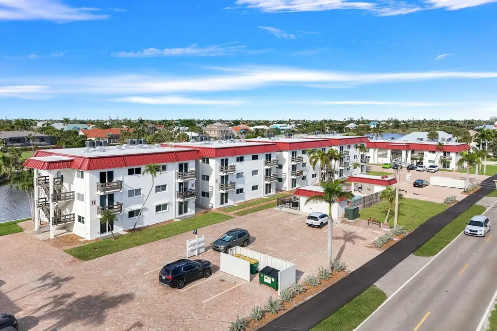 1610 Middle Gulf Drive Sanibel FL 33957