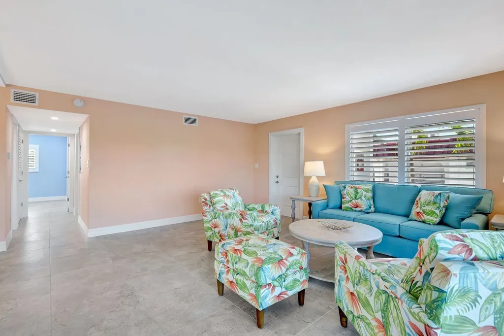 1610 Middle Gulf Drive Sanibel FL 33957