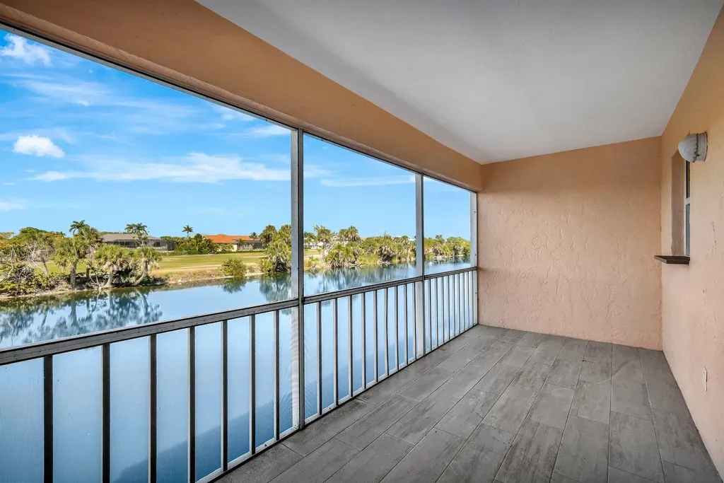 1610 Middle Gulf Drive Sanibel FL 33957