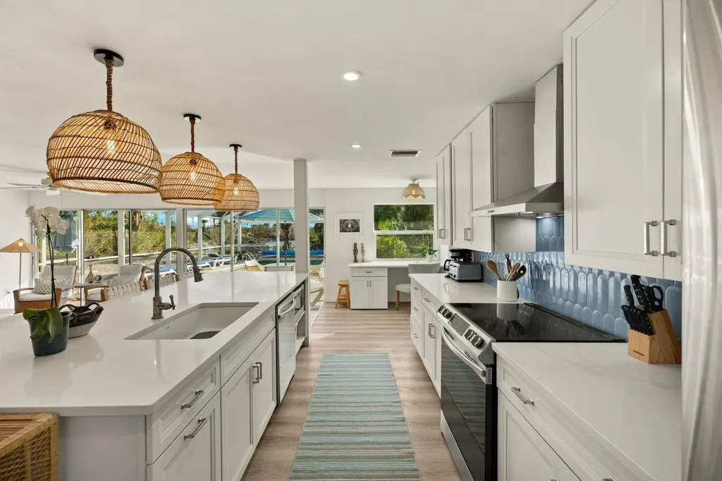 486 Lake Murex Circle Sanibel FL 33957