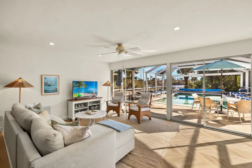 486 Lake Murex Circle Sanibel FL 33957