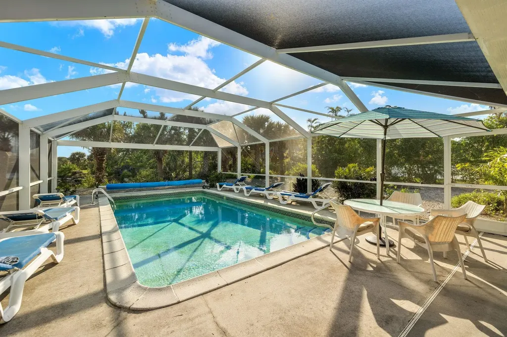 486 Lake Murex Circle Sanibel FL 33957