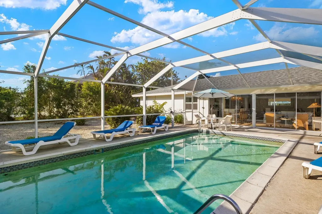 486 Lake Murex Circle Sanibel FL 33957