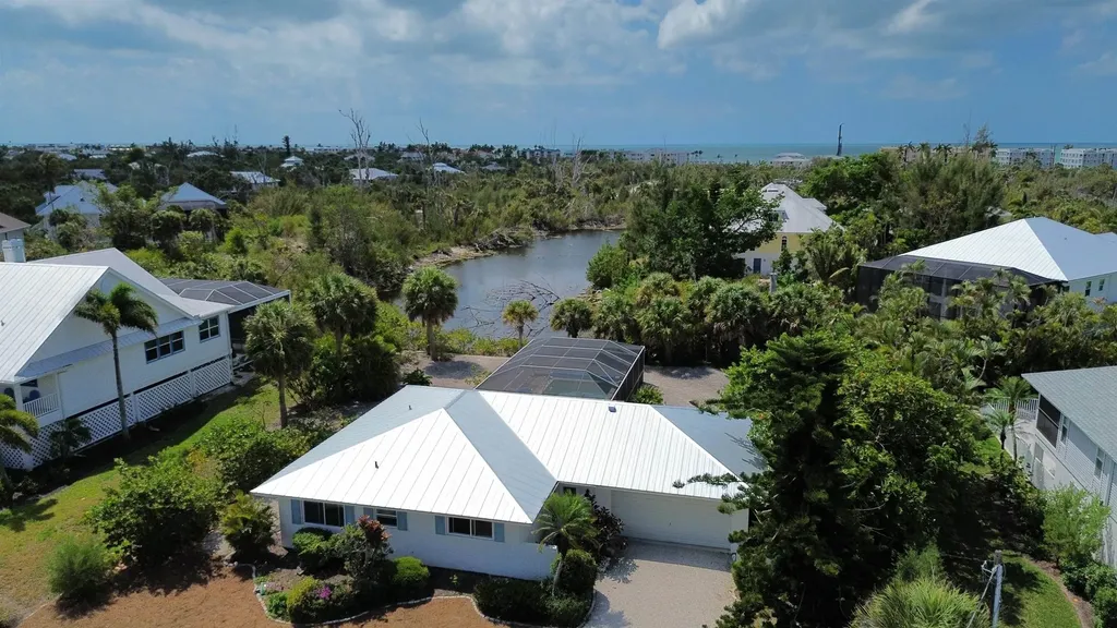 486 Lake Murex Circle Sanibel FL 33957