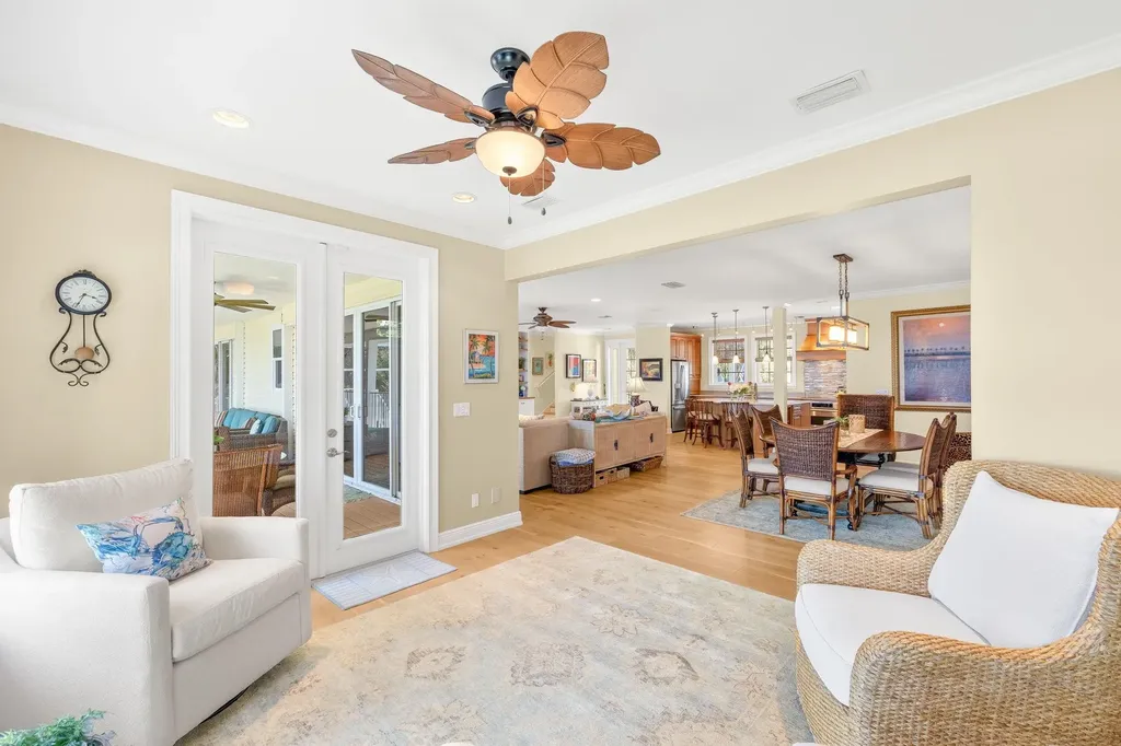 2391 Shop Road Sanibel FL 33957