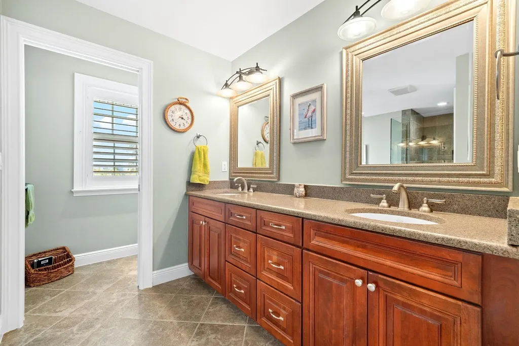 2391 Shop Road Sanibel FL 33957