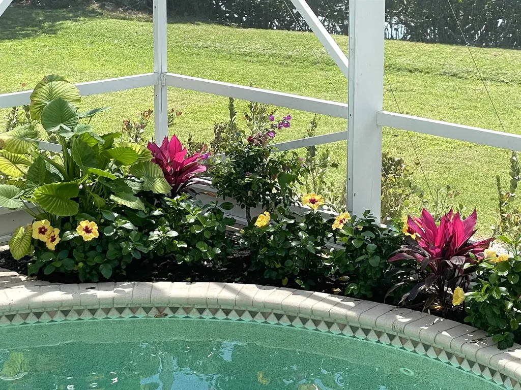 2391 Shop Road Sanibel FL 33957