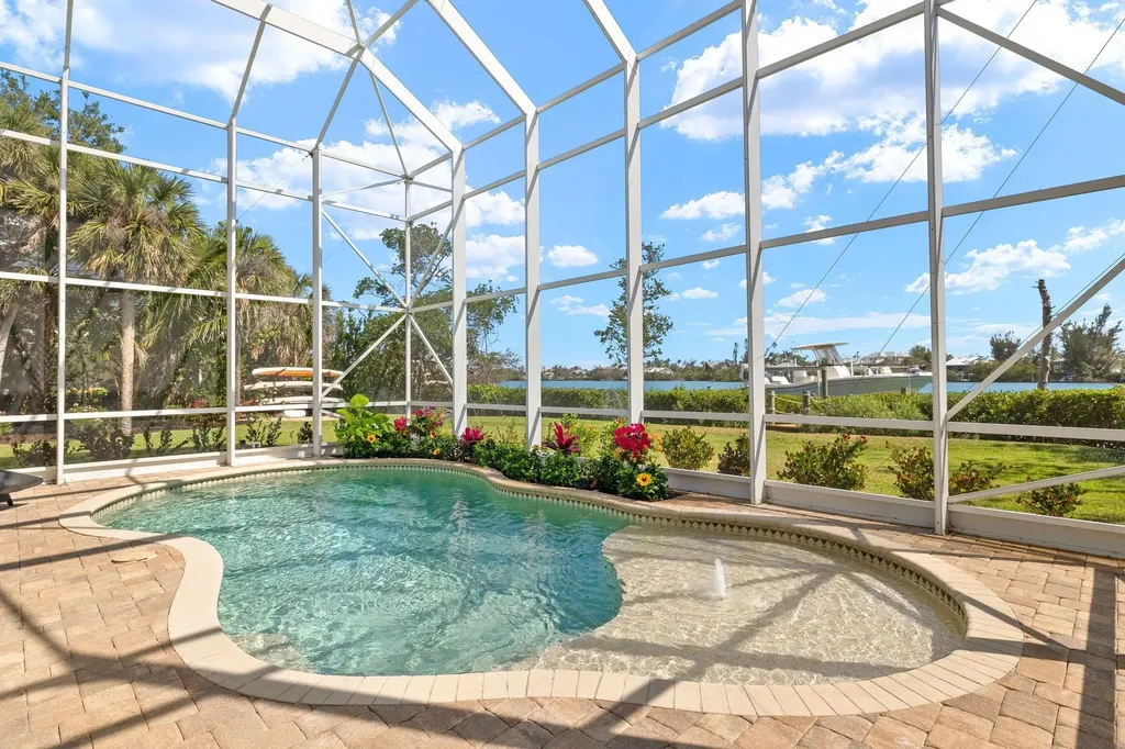 2391 Shop Road Sanibel FL 33957