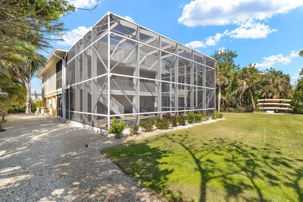 2391 Shop Road Sanibel FL 33957