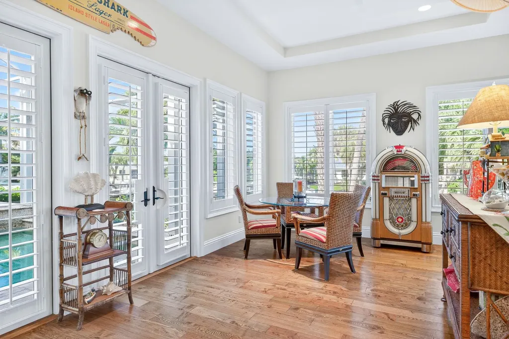 848 Angel Wing Drive Sanibel FL 33957