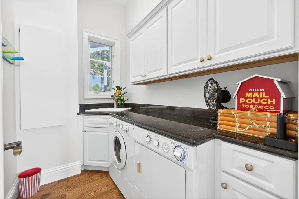 848 Angel Wing Drive Sanibel FL 33957