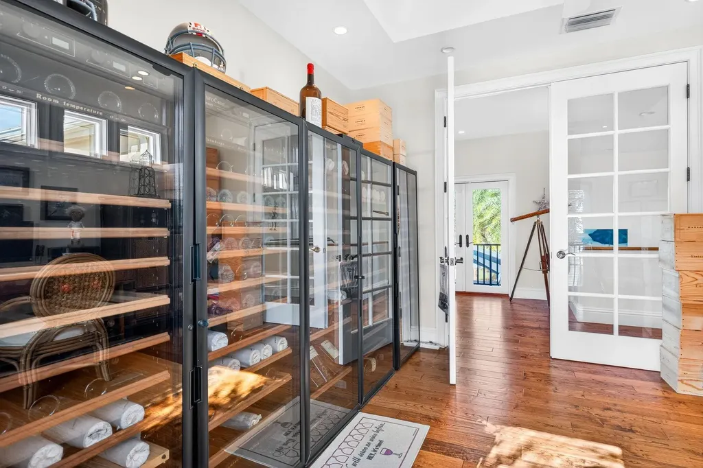 848 Angel Wing Drive Sanibel FL 33957