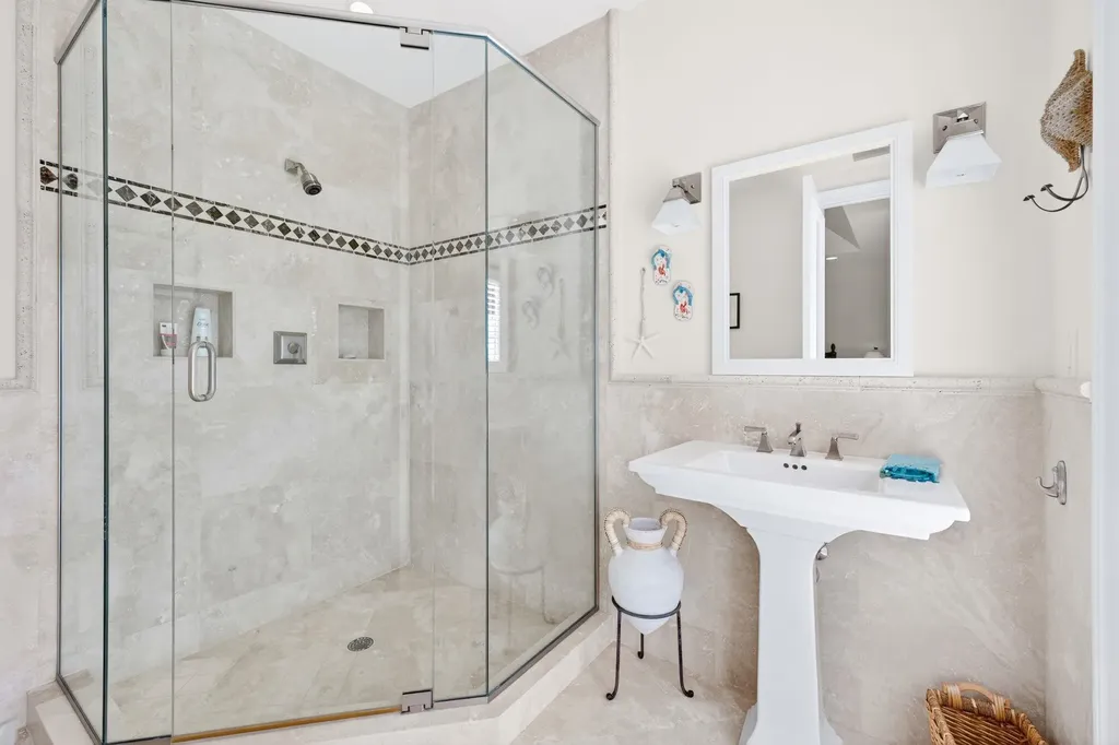 848 Angel Wing Drive Sanibel FL 33957