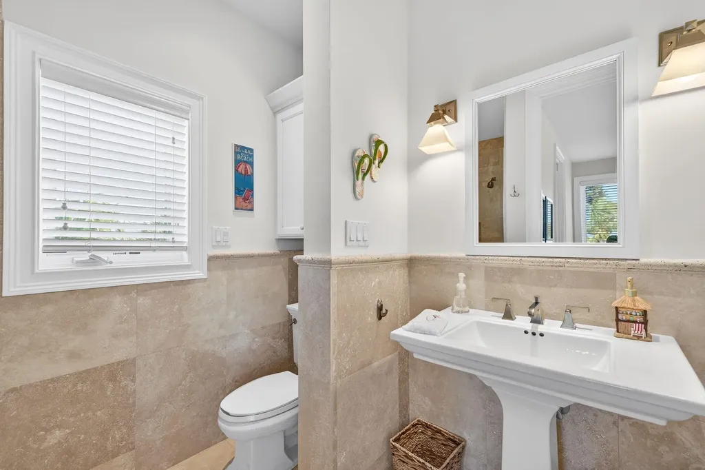 848 Angel Wing Drive Sanibel FL 33957