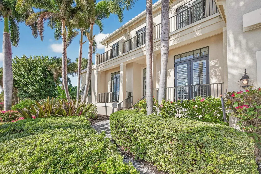 848 Angel Wing Drive Sanibel FL 33957