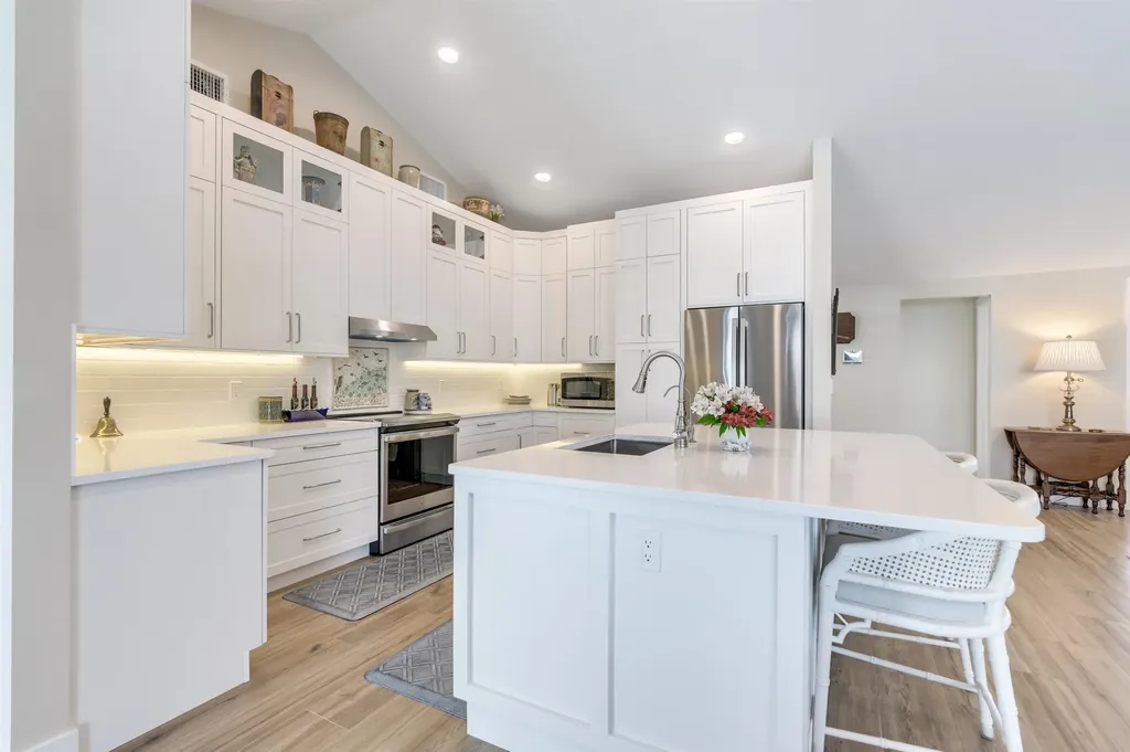 734 Sand Dollar Drive Sanibel FL 33957