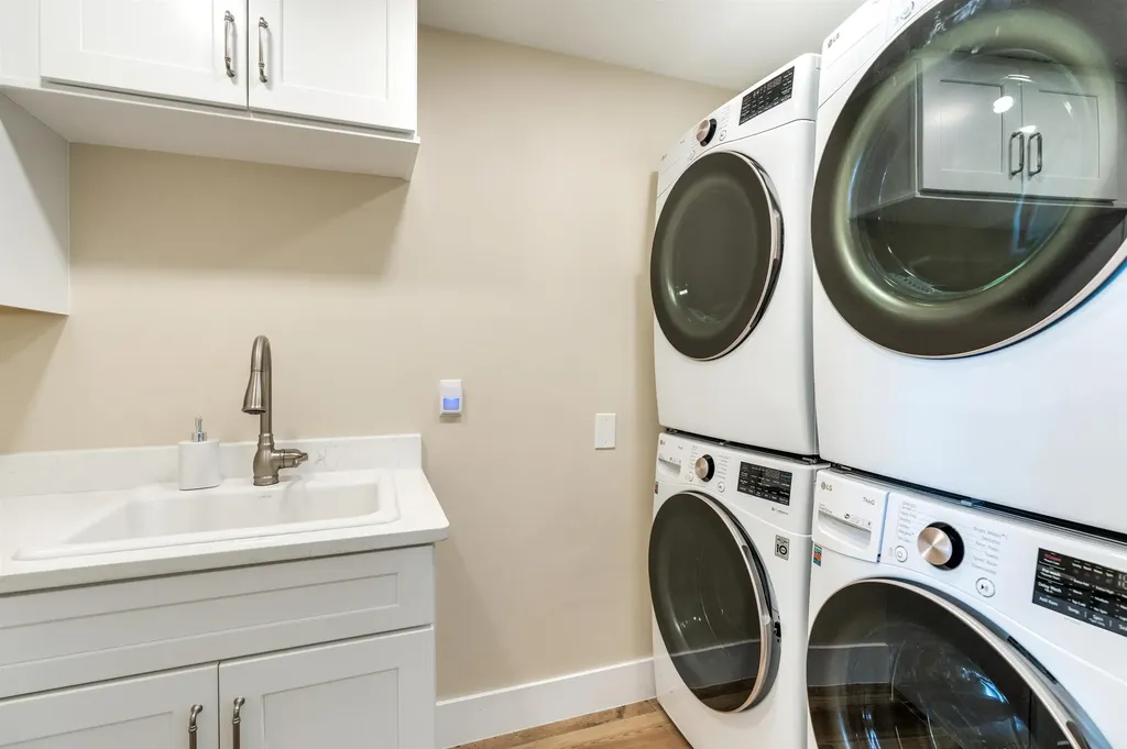 734 Sand Dollar Drive Sanibel FL 33957