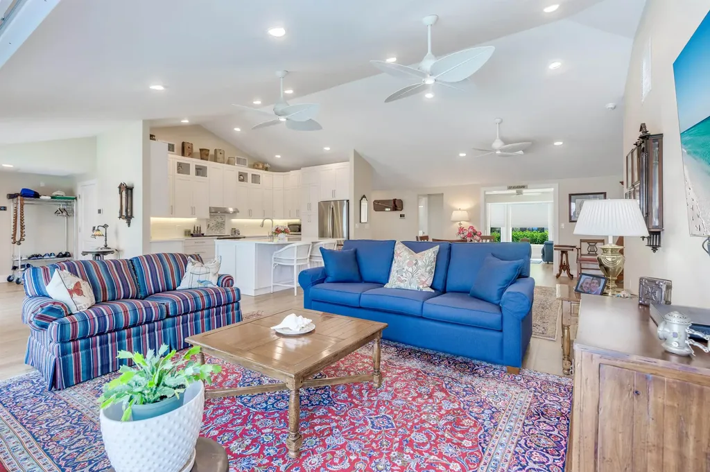 734 Sand Dollar Drive Sanibel FL 33957