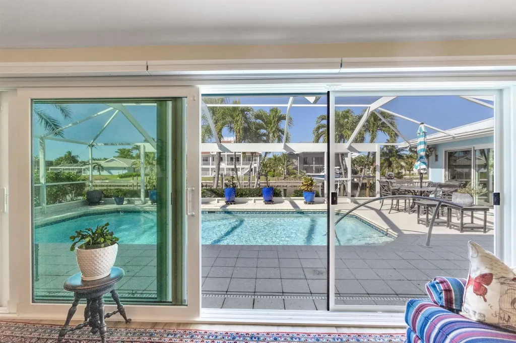 734 Sand Dollar Drive Sanibel FL 33957