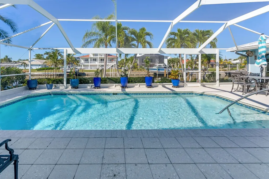 734 Sand Dollar Drive Sanibel FL 33957