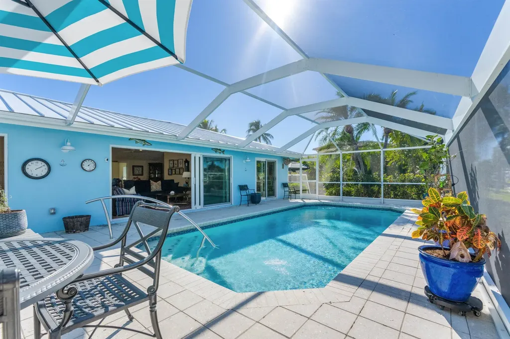 734 Sand Dollar Drive Sanibel FL 33957