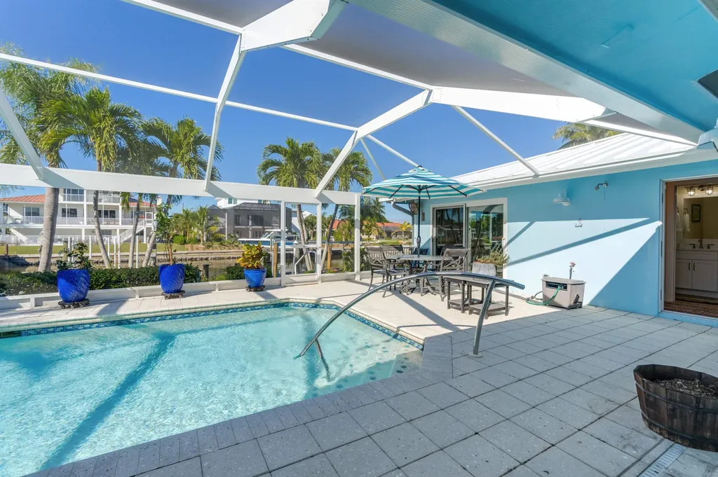 734 Sand Dollar Drive Sanibel FL 33957
