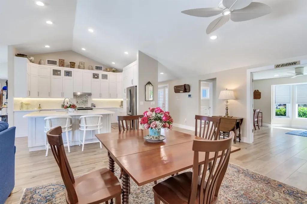 734 Sand Dollar Drive Sanibel FL 33957