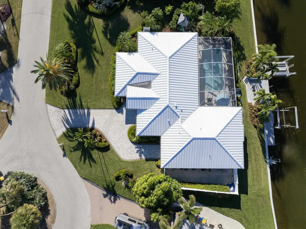 734 Sand Dollar Drive Sanibel FL 33957