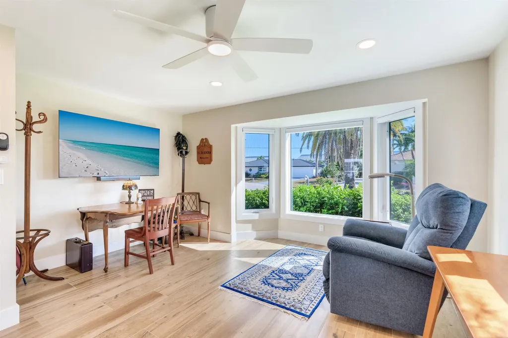 734 Sand Dollar Drive Sanibel FL 33957