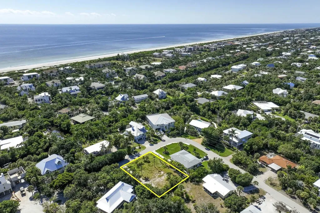 524 Lagoon Drive Sanibel FL 33957