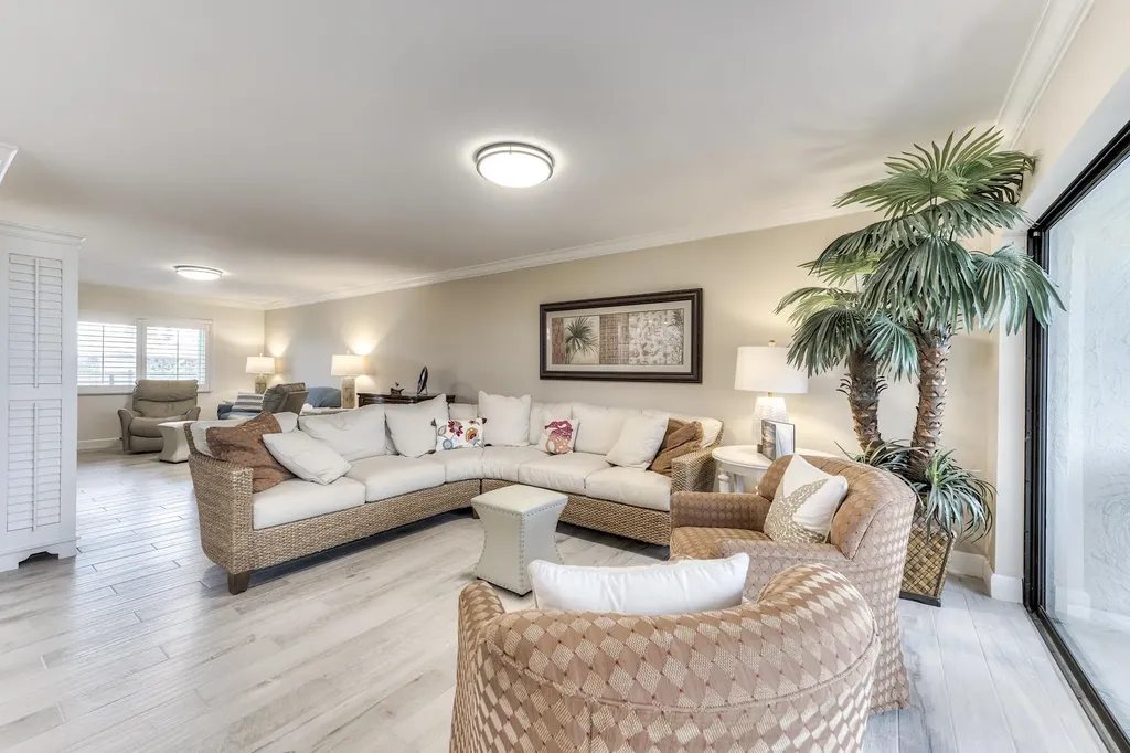1605 Middle Gulf Drive Sanibel FL 33957
