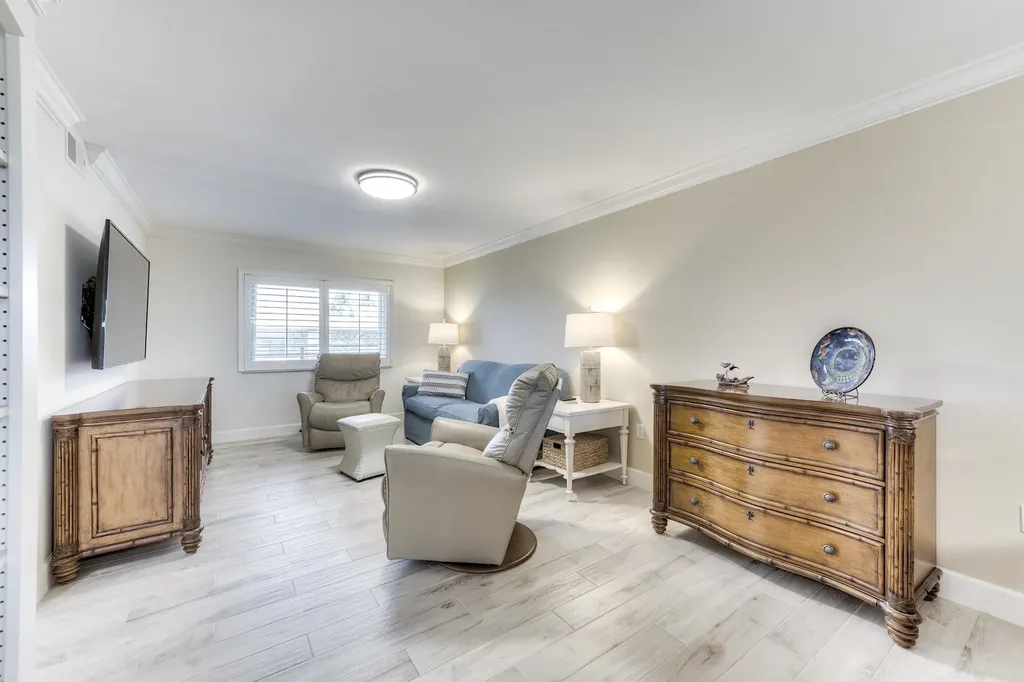 1605 Middle Gulf Drive Sanibel FL 33957