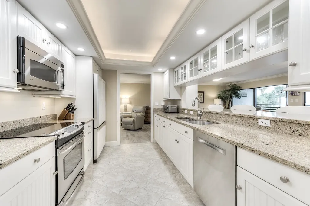 1605 Middle Gulf Drive Sanibel FL 33957