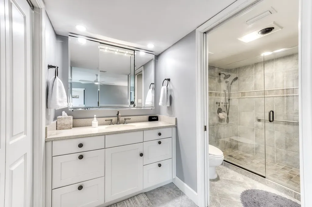 1605 Middle Gulf Drive Sanibel FL 33957