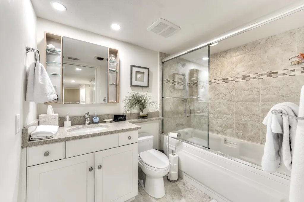 1605 Middle Gulf Drive Sanibel FL 33957